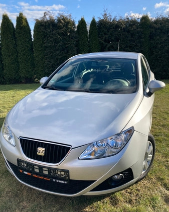 Seat Ibiza cena 19900 przebieg: 164000, rok produkcji 2011 z Złotów małe 106